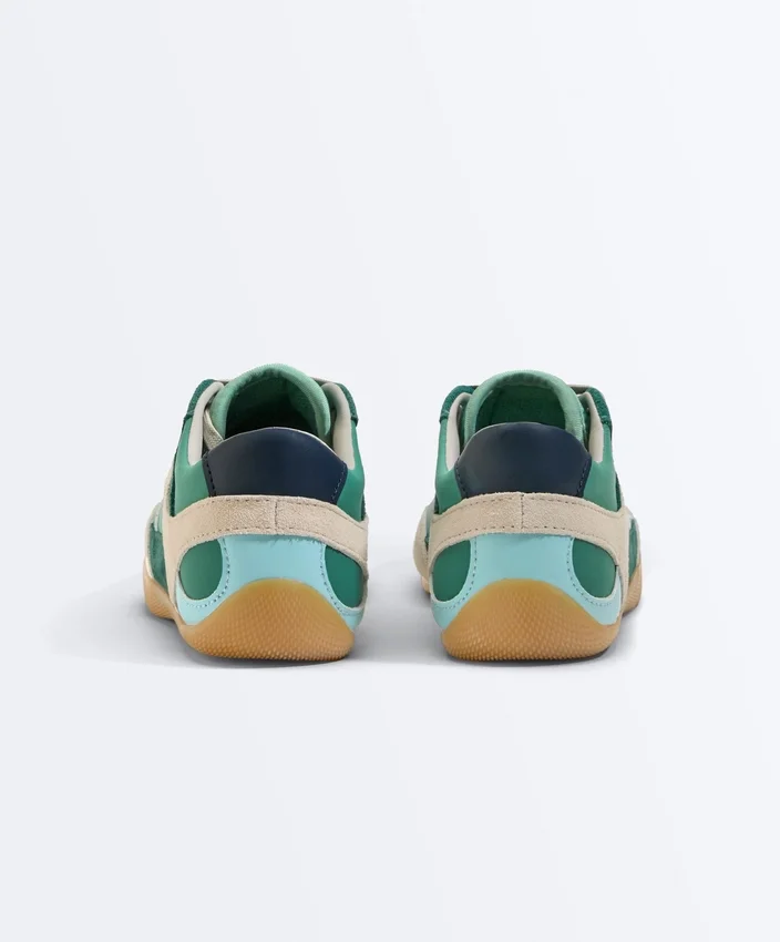 Sneaker im Retro-Stil Sneaker im Retro-Stil