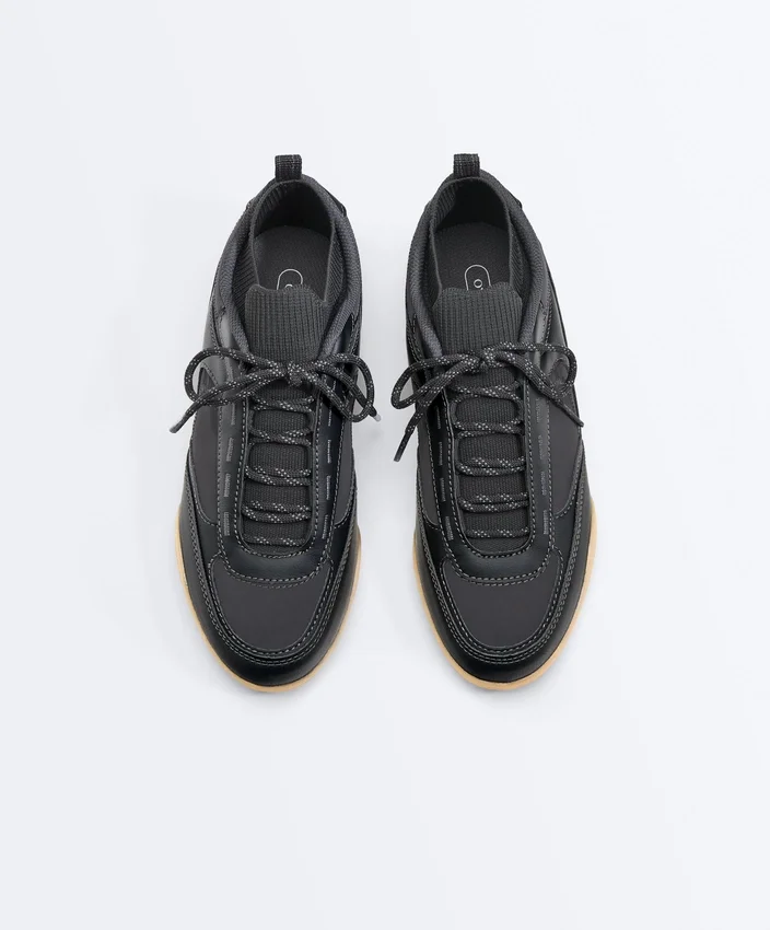 Sneaker im Sockenstil Sneaker im Sockenstil