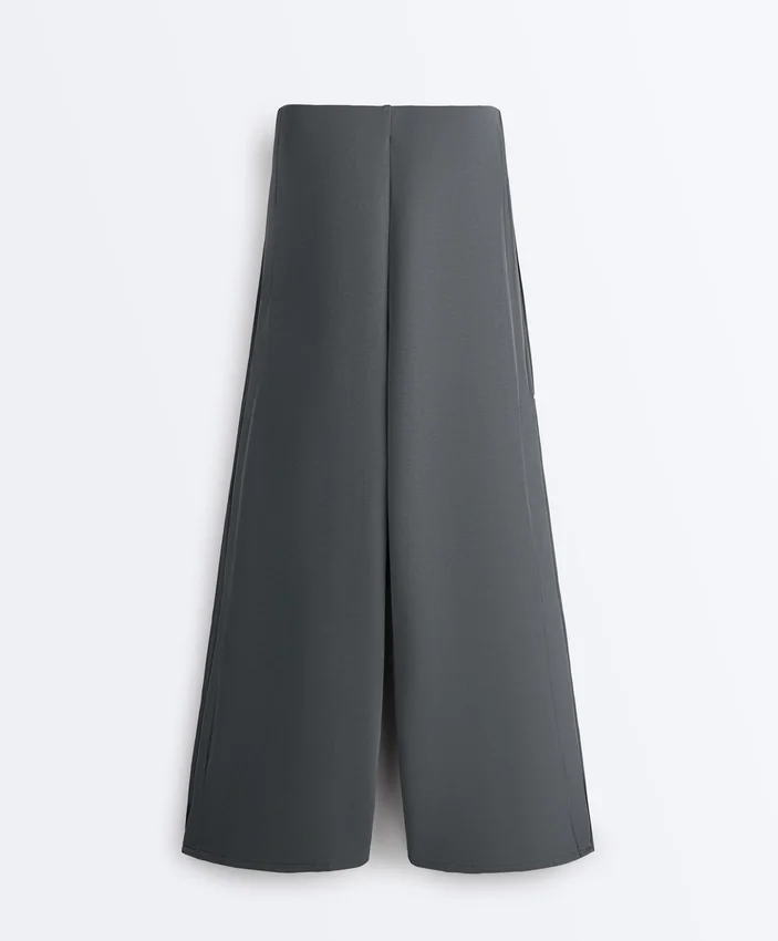 Soft Touch-Hose mit weitem Bein, Seitenfalten und Modal Soft Touch-Hose mit weitem Bein, Seitenfalten und Modal