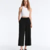 Tops aus Modal-Mischgewebe mit Cups Tops aus Modal-Mischgewebe mit Cups