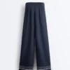 Soft Touch-Modal-Hose mit Matrosenstreifen Soft Touch-Modal-Hose mit Matrosenstreifen