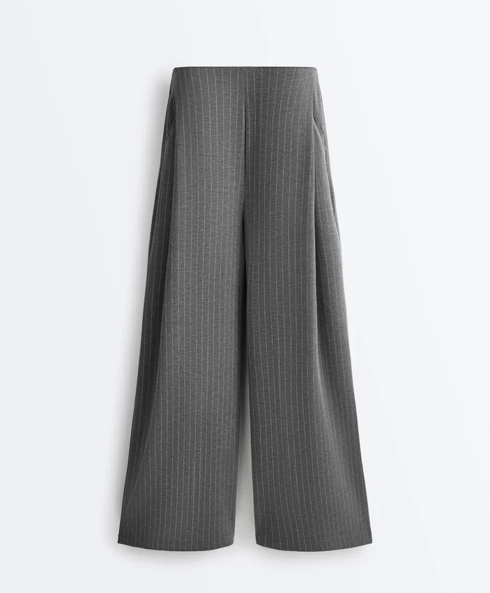 Soft Touch-Modal-Hose mit Nadelstreifen und weitem Bein Soft Touch-Modal-Hose mit Nadelstreifen und weitem Bein