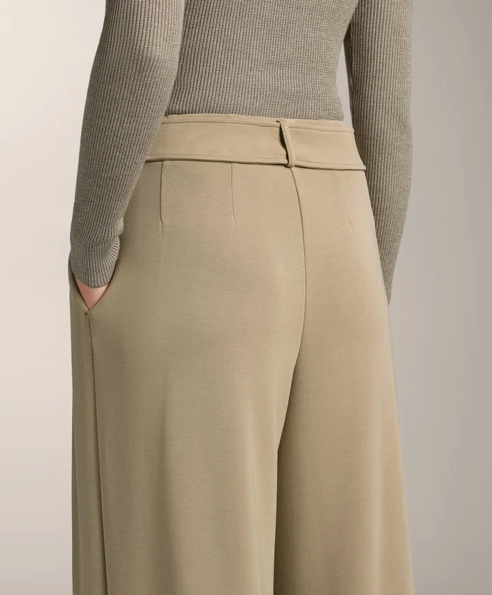 Soft Touch-Modal-Hose mit weitem Bein und Falten an der Taille Soft Touch-Modal-Hose mit weitem Bein und Falten an der Taille
