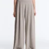 Soft Touch-Modal-Hose mit weitem Bein und Korsett-Detail Soft Touch-Modal-Hose mit weitem Bein und Korsett-Detail