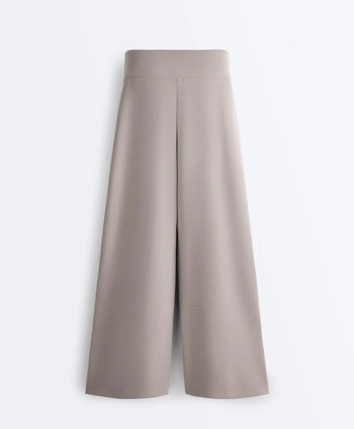 Soft Touch-Modal-Hose mit weitem Bein und Korsett-Detail Soft Touch-Modal-Hose mit weitem Bein und Korsett-Detail