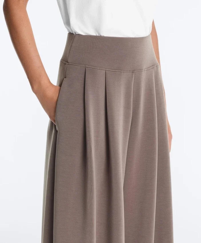Soft Touch-Modal-Hose mit weitem Bein und Korsett-Taille Soft Touch-Modal-Hose mit weitem Bein und Korsett-Taille