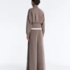 Jacke mit Soft Touch-Korsettgürtel und Modal Jacke mit Soft Touch-Korsettgürtel und Modal