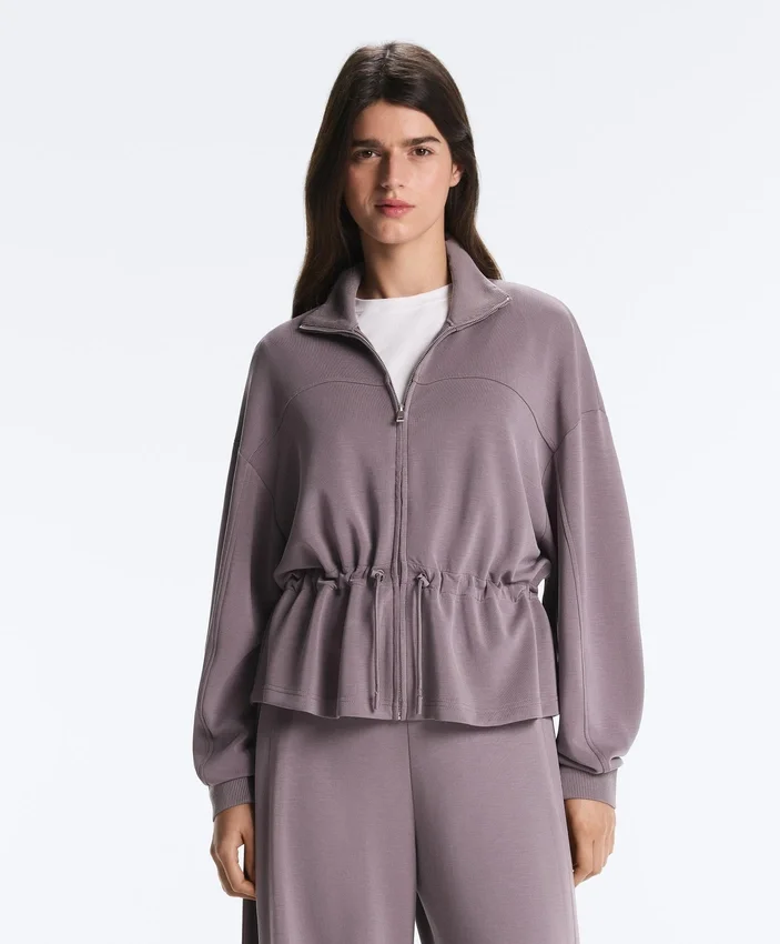 Soft Touch-Modal-Jacke mit verstellbarer Taille und hohem Kragen Soft Touch-Modal-Jacke mit verstellbarer Taille und hohem Kragen