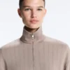 Soft Touch-Modal-Jacke mit verstellbarer Taille und hohem Kragen Soft Touch-Modal-Jacke mit verstellbarer Taille und hohem Kragen