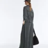Soft Touch-Modal-Jacke mit verstellbarer Taille und hohem Kragen Soft Touch-Modal-Jacke mit verstellbarer Taille und hohem Kragen