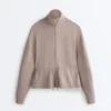 Soft Touch-Modal-Jacke mit verstellbarer Taille und hohem Kragen Soft Touch-Modal-Jacke mit verstellbarer Taille und hohem Kragen