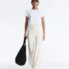 Soft Touch-Nadelstreifen-Hose mit weitem Bein und hoher Leibhöhe Soft Touch-Nadelstreifen-Hose mit weitem Bein und hoher Leibhöhe