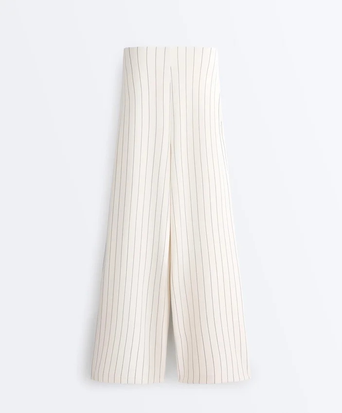 Soft Touch-Nadelstreifen-Hose mit weitem Bein und hoher Leibhöhe Soft Touch-Nadelstreifen-Hose mit weitem Bein und hoher Leibhöhe