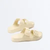 Strandsandalen mit Schnallen