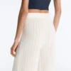 Strickhose mit geradem Bein und Wellenmuster Strickhose mit geradem Bein und Wellenmuster