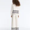 Strickhose mit geradem Bein und Wellenmuster Strickhose mit geradem Bein und Wellenmuster