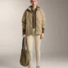 Strukturierte Strickjacke mit Kapuze Strukturierte Strickjacke mit Kapuze