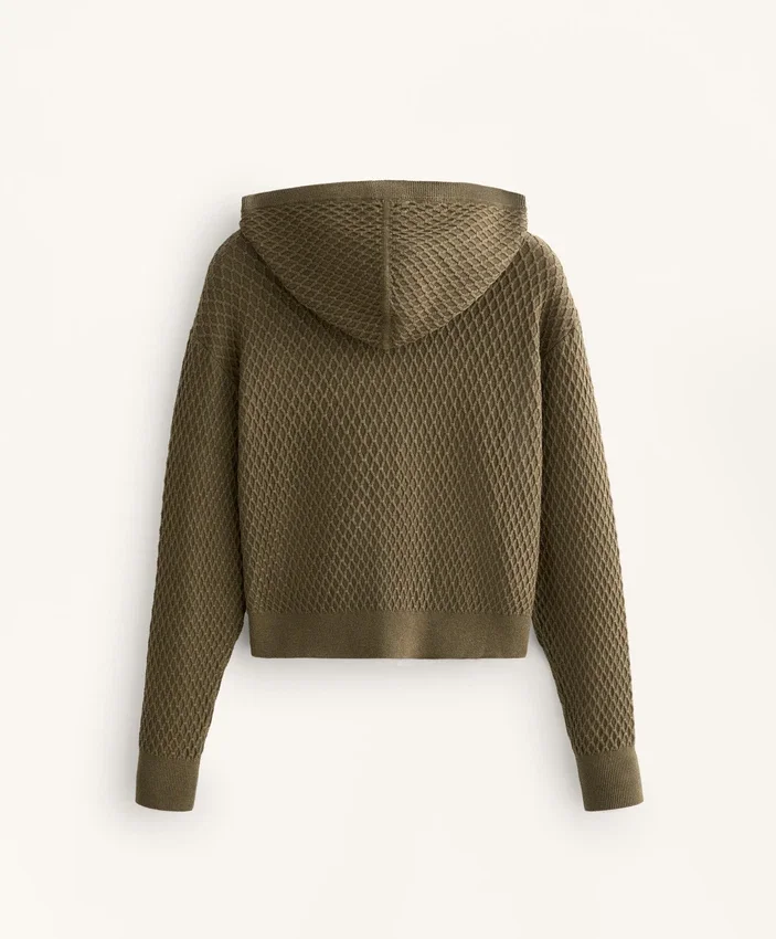 Strukturierte Strickjacke mit Kapuze Strukturierte Strickjacke mit Kapuze