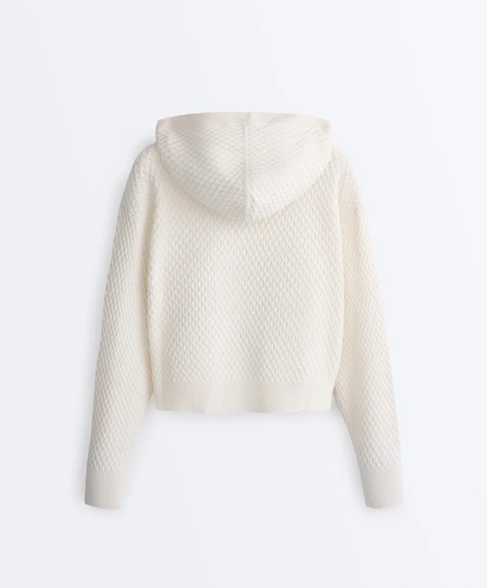 Strukturierte Strickjacke mit Kapuze Strukturierte Strickjacke mit Kapuze