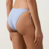 Strukturierter, gestreifter Bikini-Slip mit mittlerer Bedeckung und Bindebändern Strukturierter, gestreifter Bikini-Slip mit mittlerer Bedeckung und Bindebändern