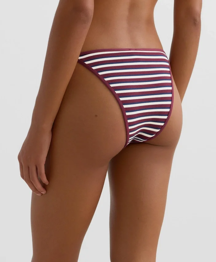 Strukturierter, gestreifter Bikini-Slip mit mittlerer Bedeckung und Bindebändern Strukturierter, gestreifter Bikini-Slip mit mittlerer Bedeckung und Bindebändern