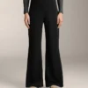 Super-High-Rise-Flare-Hose aus gebürstetem Modal Super-High-Rise-Flare-Hose aus gebürstetem Modal