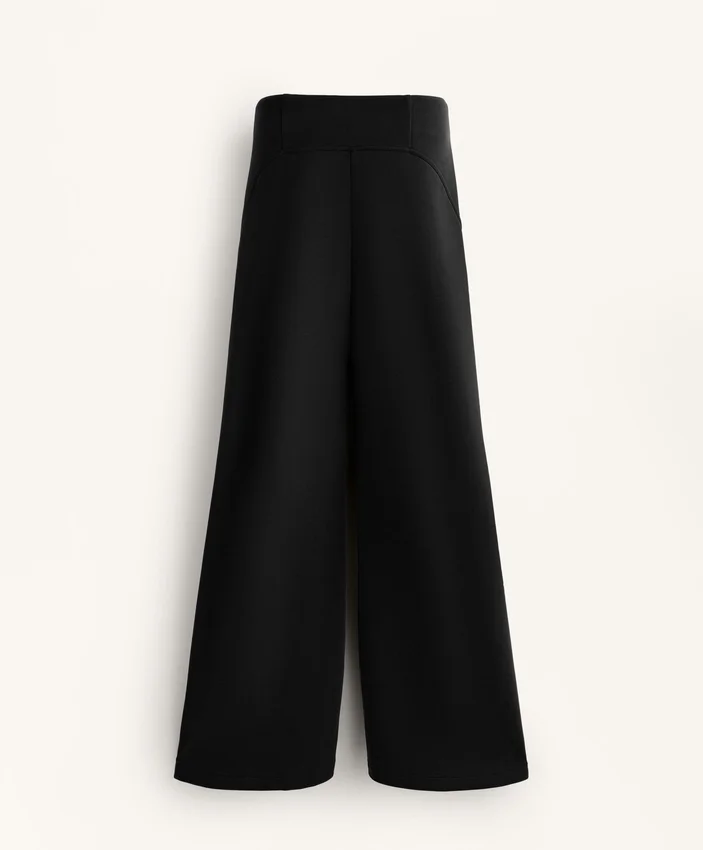 Super-High-Rise-Flare-Hose aus gebürstetem Modal Super-High-Rise-Flare-Hose aus gebürstetem Modal