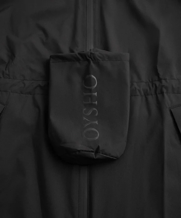 Superleichte, packbare, wasserdichte 10K-Jacke Superleichte, packbare, wasserdichte 10K-Jacke
