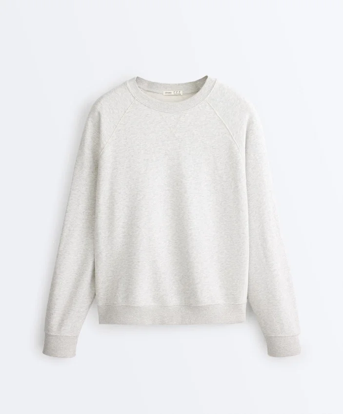 Sweatshirt aus Baumwollmischung mit Rundhalsausschnitt und meliertem Fleece Sweatshirt aus Baumwollmischung mit Rundhalsausschnitt und meliertem Fleece