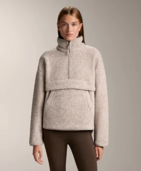 Sweatshirt aus Lammfelljacken mit Vordertasche Sweatshirt aus Lammfelljacken mit Vordertasche
