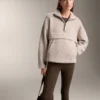 Sweatshirt aus Lammfelljacken mit Vordertasche Sweatshirt aus Lammfelljacken mit Vordertasche