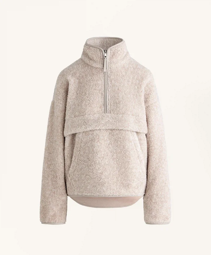 Sweatshirt aus Lammfelljacken mit Vordertasche Sweatshirt aus Lammfelljacken mit Vordertasche
