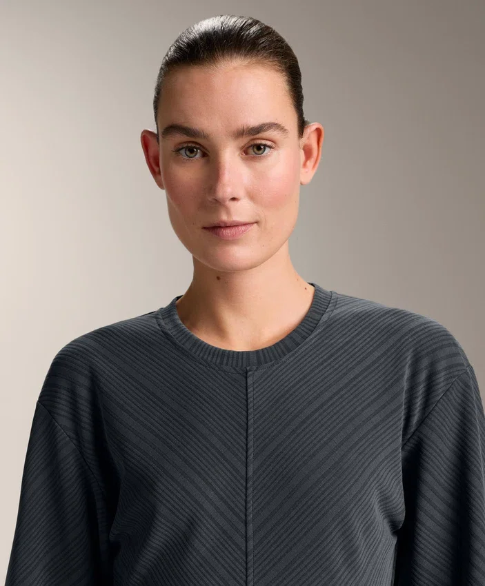 Sweatshirt mit asymmetrischen Streifen aus Modal Sweatshirt mit asymmetrischen Streifen aus Modal