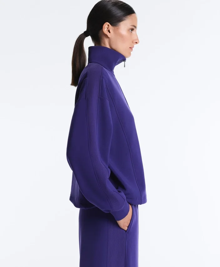 Sweatshirt mit halbem Reißverschluss aus gebürstetem Modal Sweatshirt mit halbem Reißverschluss aus gebürstetem Modal
