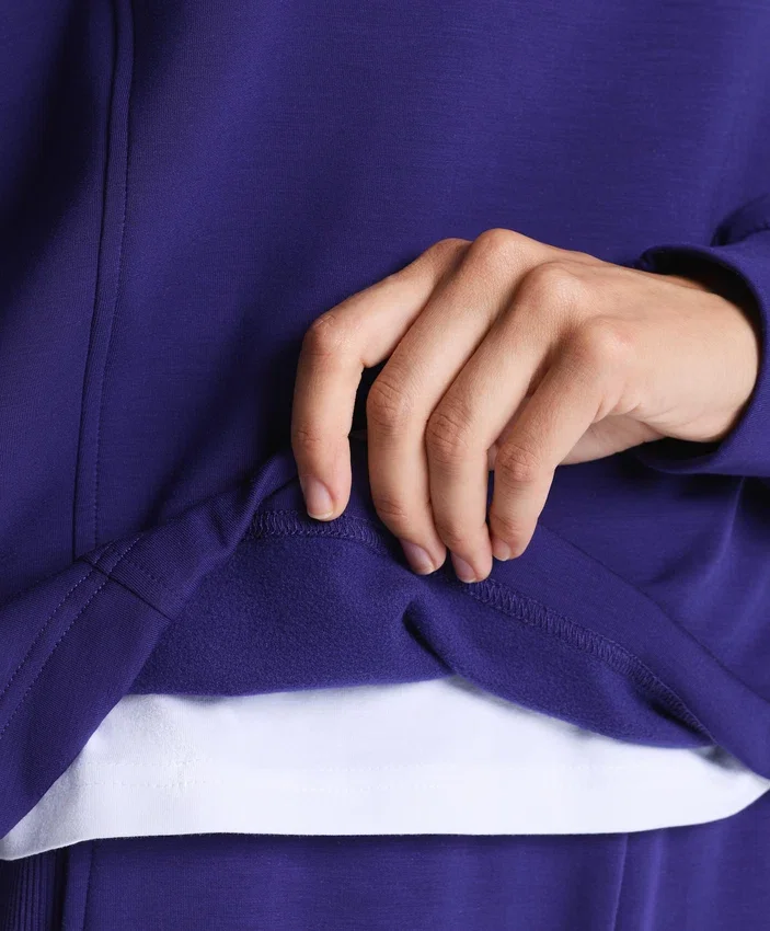 Sweatshirt mit halbem Reißverschluss aus gebürstetem Modal Sweatshirt mit halbem Reißverschluss aus gebürstetem Modal