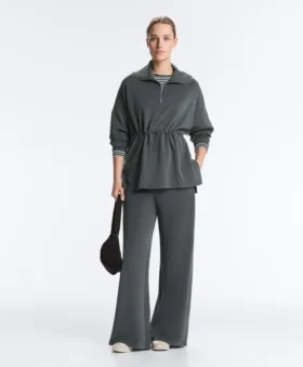Sweatshirt mit halbem Reißverschluss aus Soft Touch-Modal Sweatshirt mit halbem Reißverschluss aus Soft Touch-Modal