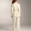 Gerade geschnittene Hose mit seitlichen Rippen und Soft Touch-Modal Gerade geschnittene Hose mit seitlichen Rippen und Soft Touch-Modal
