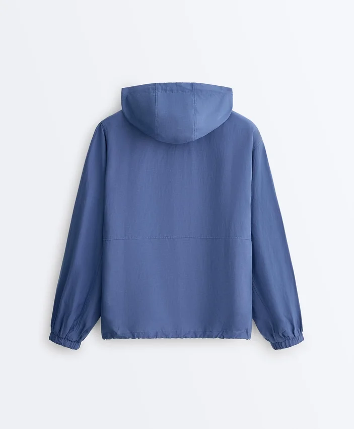 Sweatshirt mit halbem Reißverschluss, Fronttasche, aus einer Mischung aus Lyocell und 24 % Leinen Sweatshirt mit halbem Reißverschluss, Fronttasche, aus einer Mischung aus Lyocell und 24 % Leinen