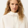 Sweatshirt mit halbem Reißverschluss, Fronttasche, aus einer Mischung aus Lyocell und 24 % Leinen Sweatshirt mit halbem Reißverschluss, Fronttasche, aus einer Mischung aus Lyocell und 24 % Leinen