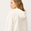 Sweatshirt mit halbem Reißverschluss, Fronttasche, aus einer Mischung aus Lyocell und 24 % Leinen Sweatshirt mit halbem Reißverschluss, Fronttasche, aus einer Mischung aus Lyocell und 24 % Leinen