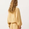 Sweatshirt mit halbem Reißverschluss, Fronttasche, aus einer Mischung aus Lyocell und 24 % Leinen Sweatshirt mit halbem Reißverschluss, Fronttasche, aus einer Mischung aus Lyocell und 24 % Leinen