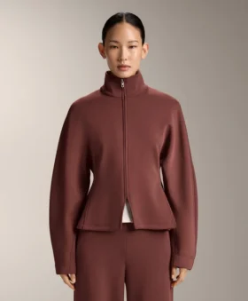 Taillierte Jacke aus gebürstetem Modal
