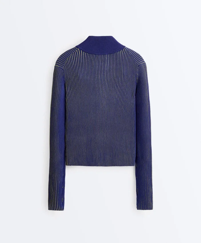 Taillierte Jacke aus Rippstrick Taillierte Jacke aus Rippstrick