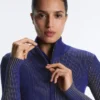 Taillierte Jacke aus Rippstrick Taillierte Jacke aus Rippstrick