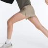 Technische 2-in-1-Shorts mit Karomuster und mittlerer Leibhöhe Technische 2-in-1-Shorts mit Karomuster und mittlerer Leibhöhe
