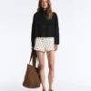 Technische Shorts mit Polka-Dot-Muster Technische Shorts mit Polka-Dot-Muster