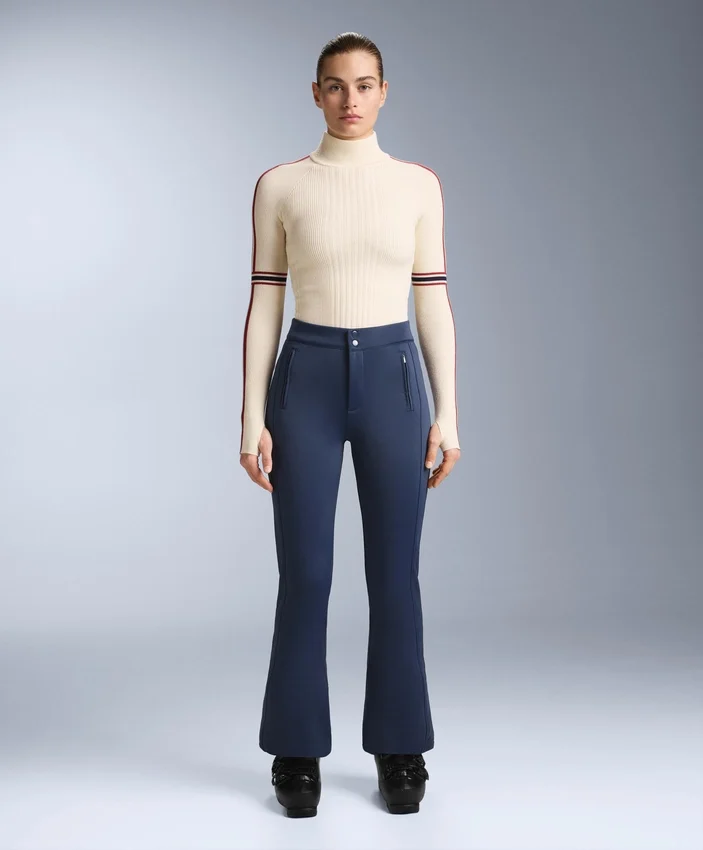 Thermisches T-Shirt aus Strick mit kontrastierenden Details Thermisches T-Shirt aus Strick mit kontrastierenden Details