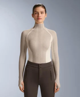 Thermo-T-Shirt mit kontrastierendem Rippstrick Thermo-T-Shirt mit kontrastierendem Rippstrick