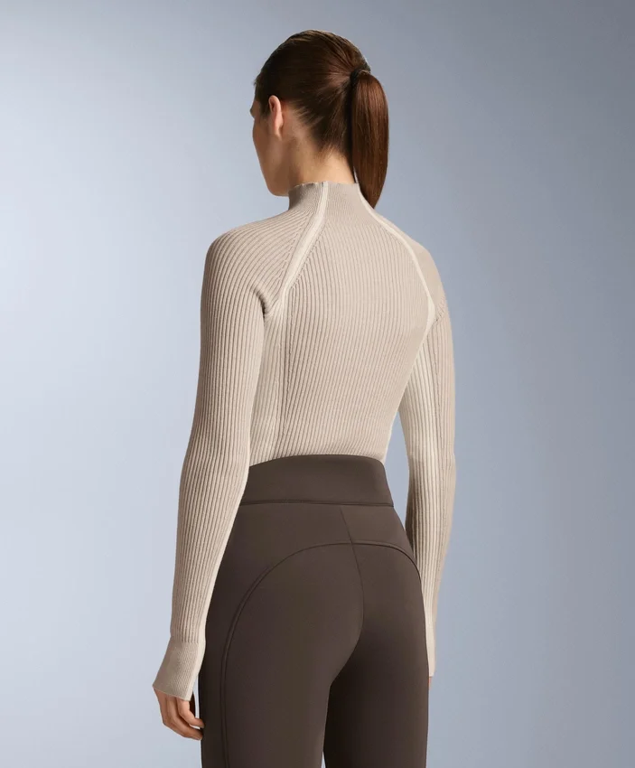 Thermo-T-Shirt mit kontrastierendem Rippstrick Thermo-T-Shirt mit kontrastierendem Rippstrick