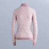 Thermounterhemd aus geometrischem Jacquard-Strick als Oberteil Thermounterhemd aus geometrischem Jacquard-Strick als Oberteil